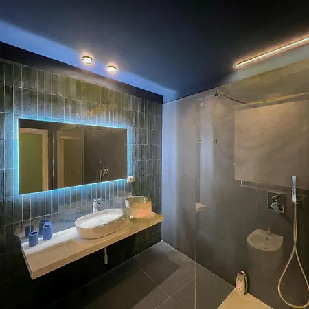Element Homestay szállás *